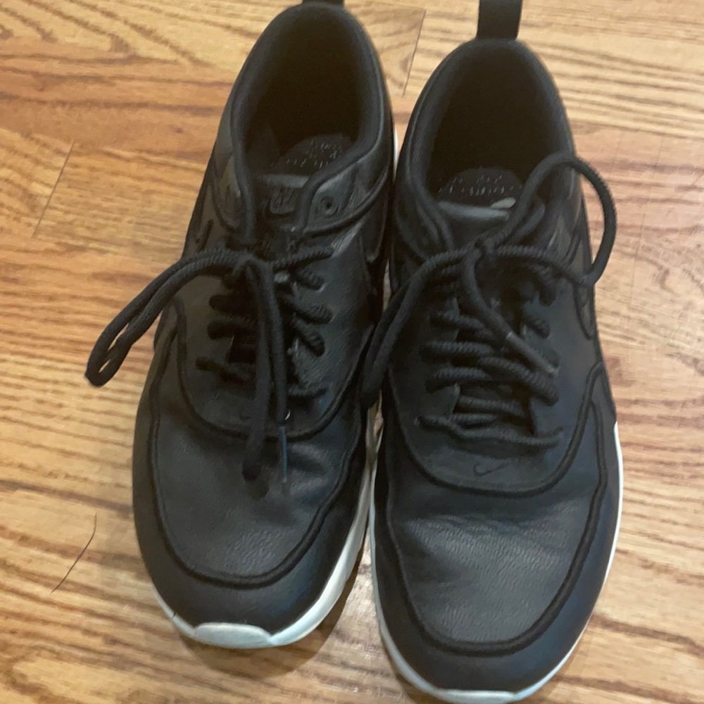 Nike Air Max Thea SE Syn. Leather Shoes - 6.5